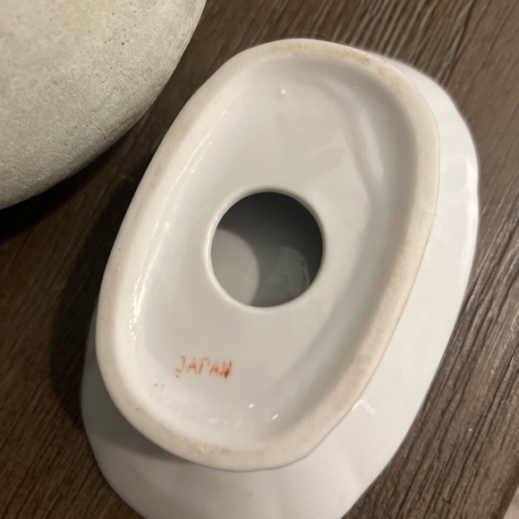 Vintage Floral Daisy 🌼 Porcelain Soap Dish - Picture 4 of 4